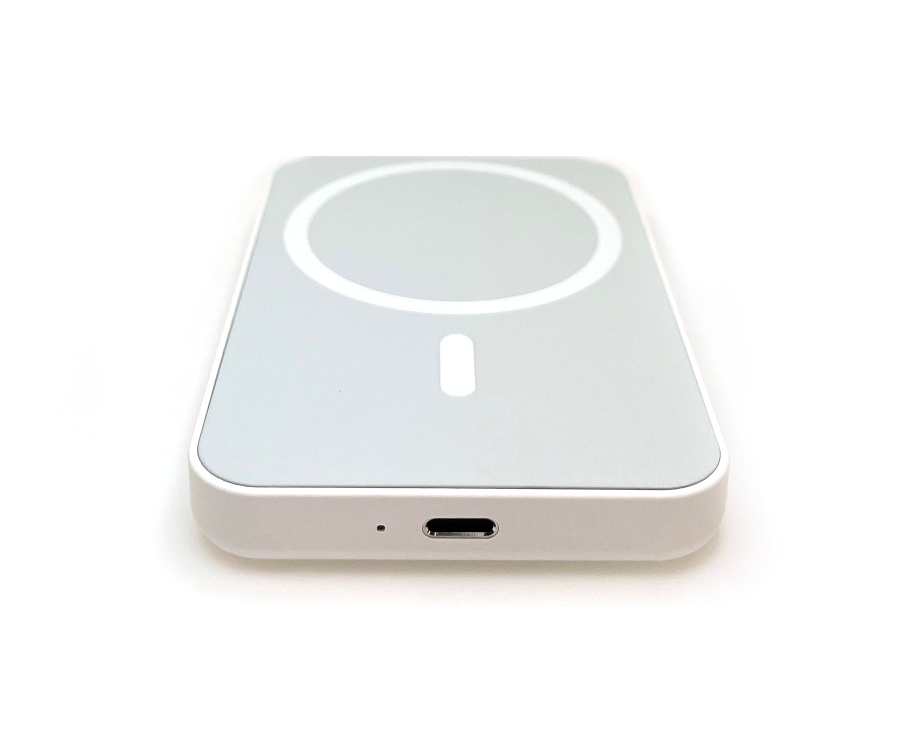 For iPhone 12, 13, 14, 15 Series Battery Pack Magnetic Charging White