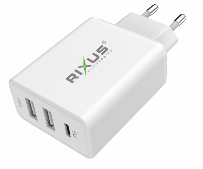 Rixus RX70 Multi-Ports Fast Charger Ultra 30W White